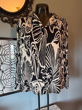 Adrianna Papell Black and White Floral Pleated Blouse